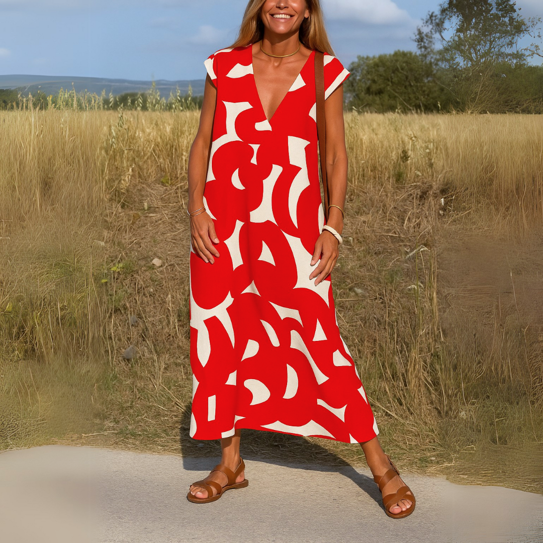 Elise – Minimal V-Neck Everyday Dress
