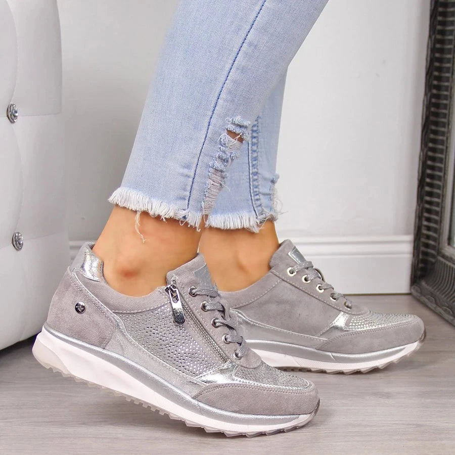 Isla – Everyday Zip Sneakers