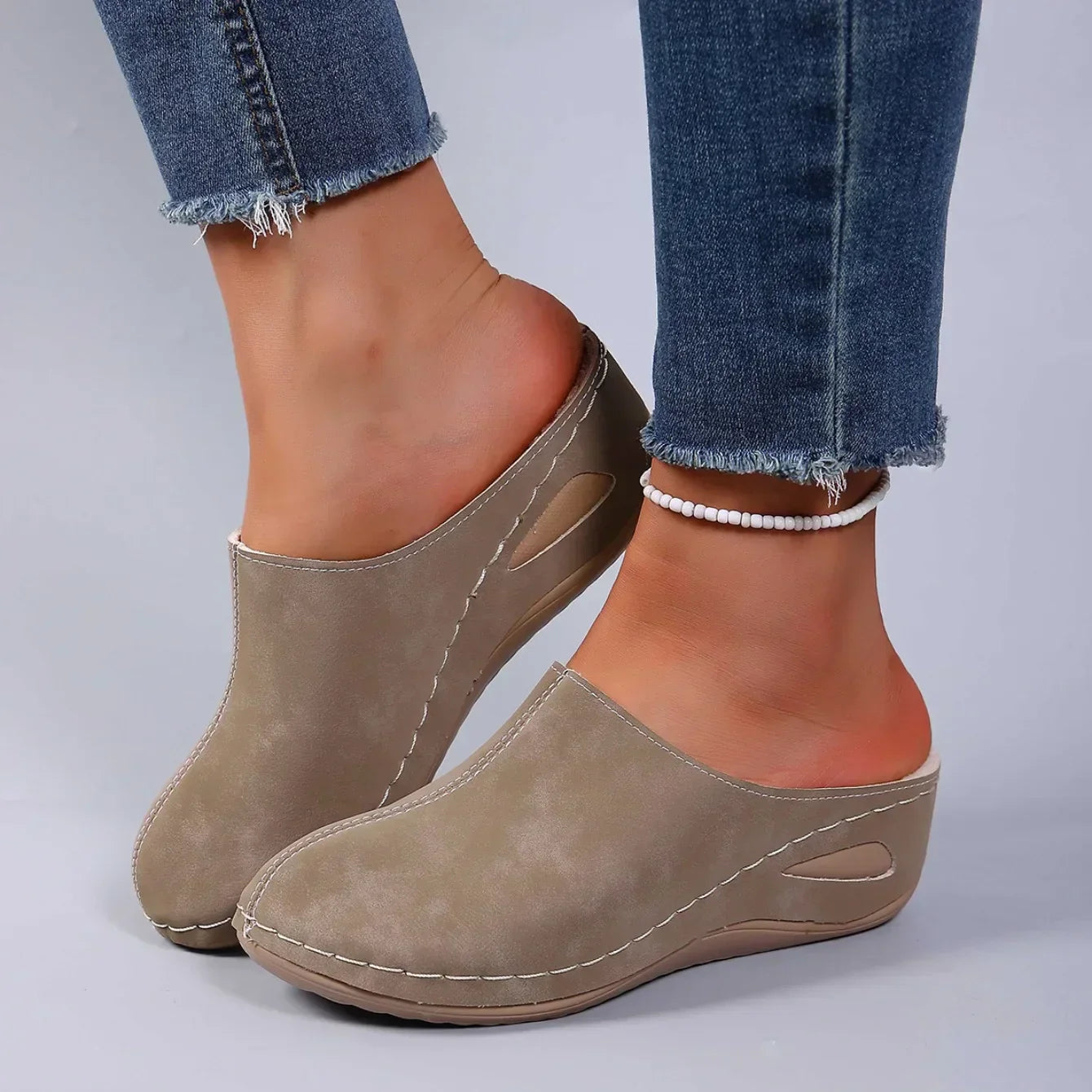 Hannah – Cozy Slip-On Home Slippers