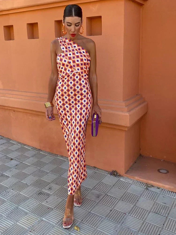 Sienna – Statement Strap Maxi Dress