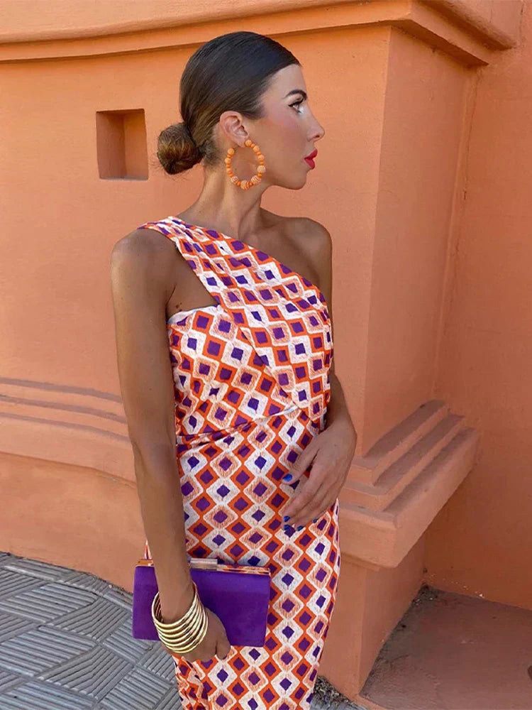 Sienna – Statement Strap Maxi Dress
