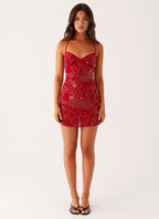 Alina – The Dress That Owns the Night
