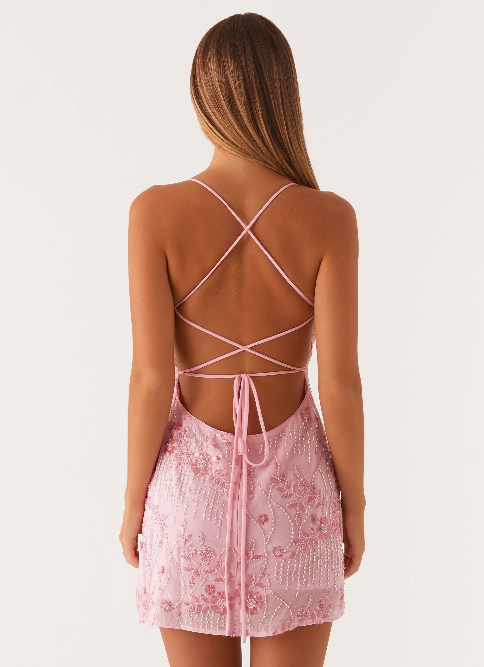 Alina – The Dress That Owns the Night