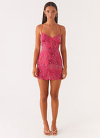 Alina – The Dress That Owns the Night