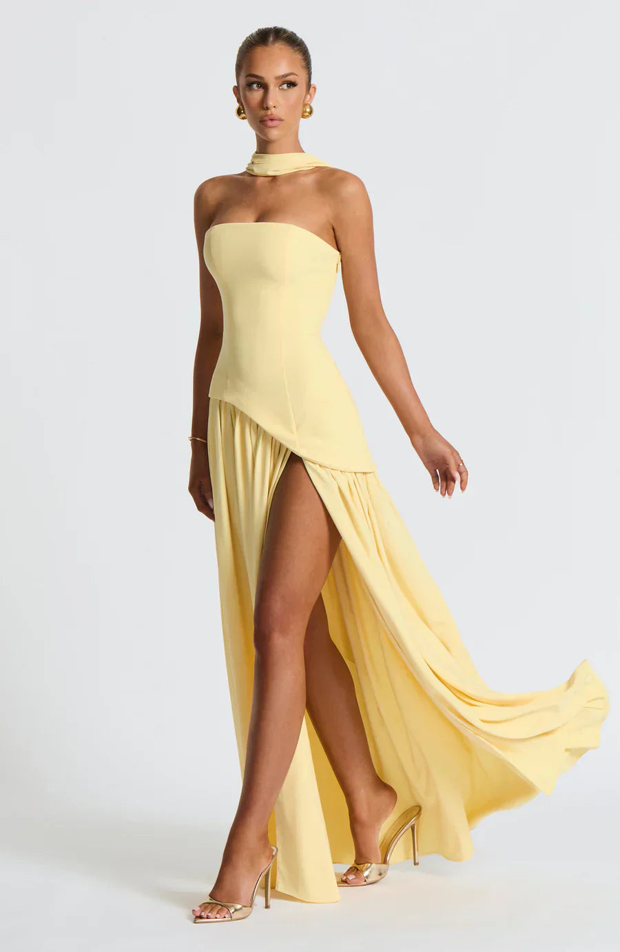 Leah – Made for Sunlit Moments