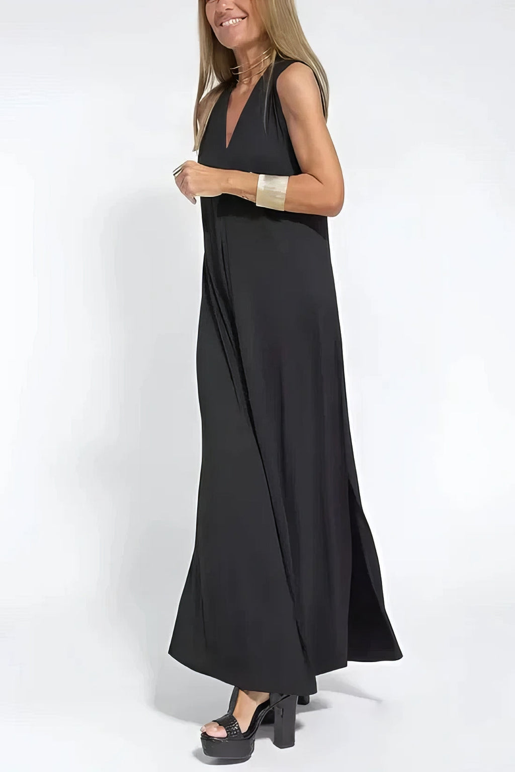 Clodagh – Sculpting Maxi Dress with Free Cardigan